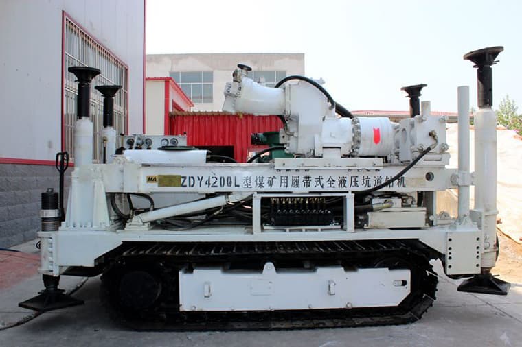 ZDY4200L Mining Full hydraulic crawler driller